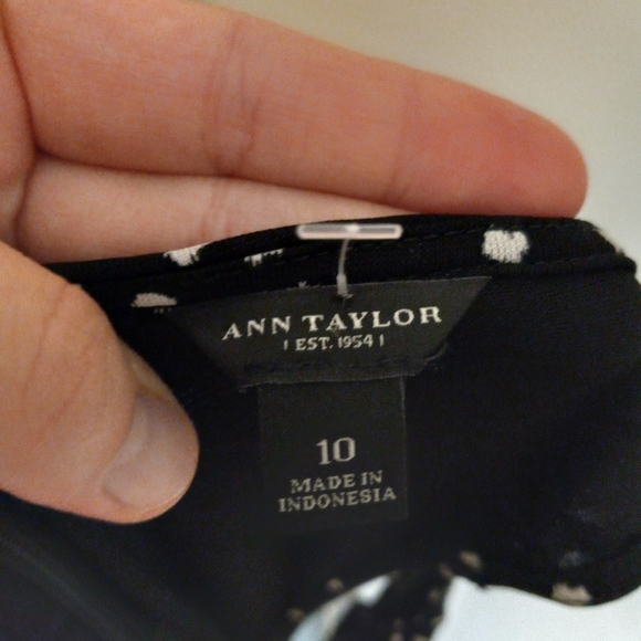 Ann Taylor Polka Dot Gathered Sleeveless Dress Womens Sz 10 (Cut Shorter) - Picture 5 of 5